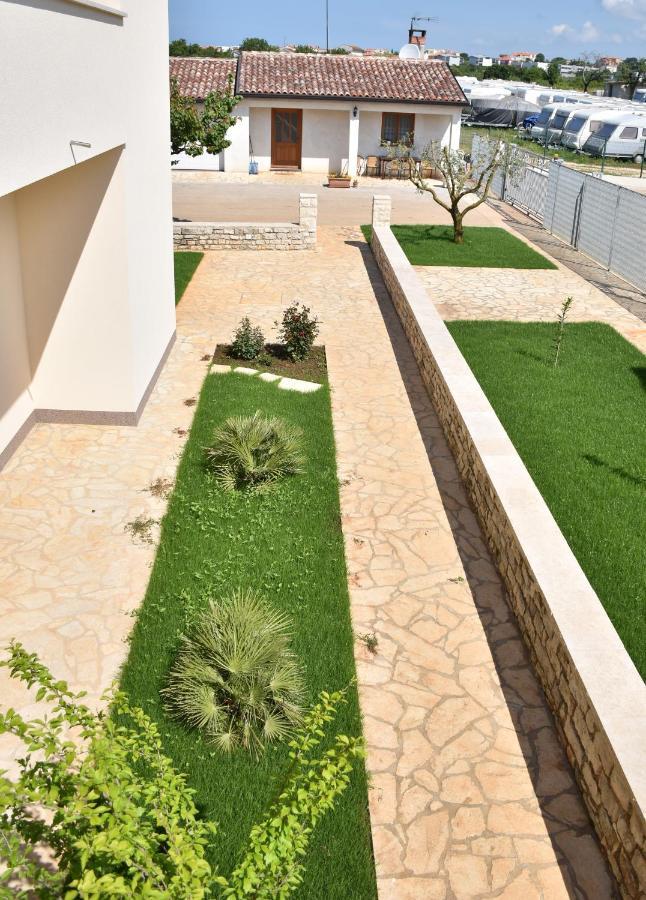 Apartmani Diana Novigrad Istria Dış mekan fotoğraf