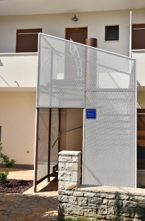 Apartmani Diana Novigrad Istria Dış mekan fotoğraf