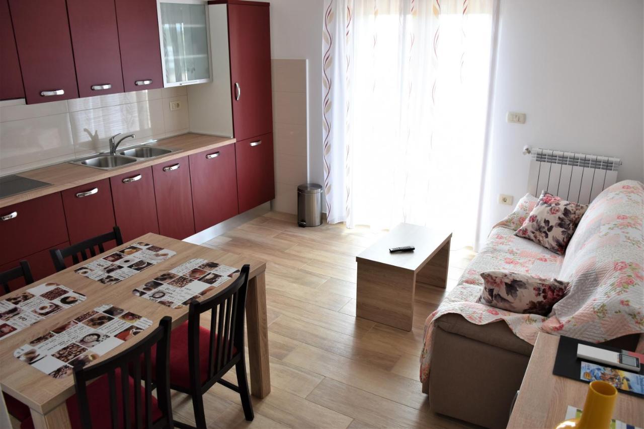 Apartmani Diana Novigrad Istria Dış mekan fotoğraf