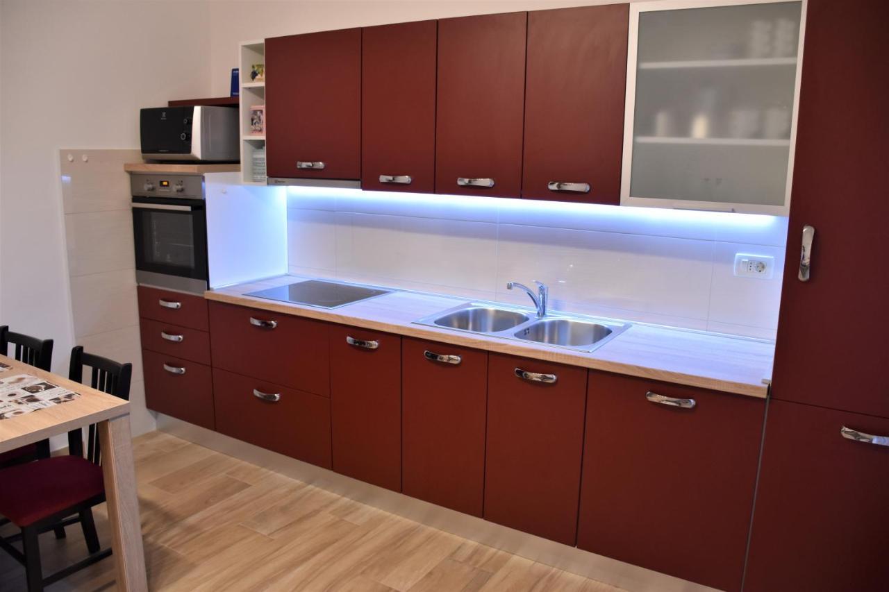 Apartmani Diana Novigrad Istria Dış mekan fotoğraf