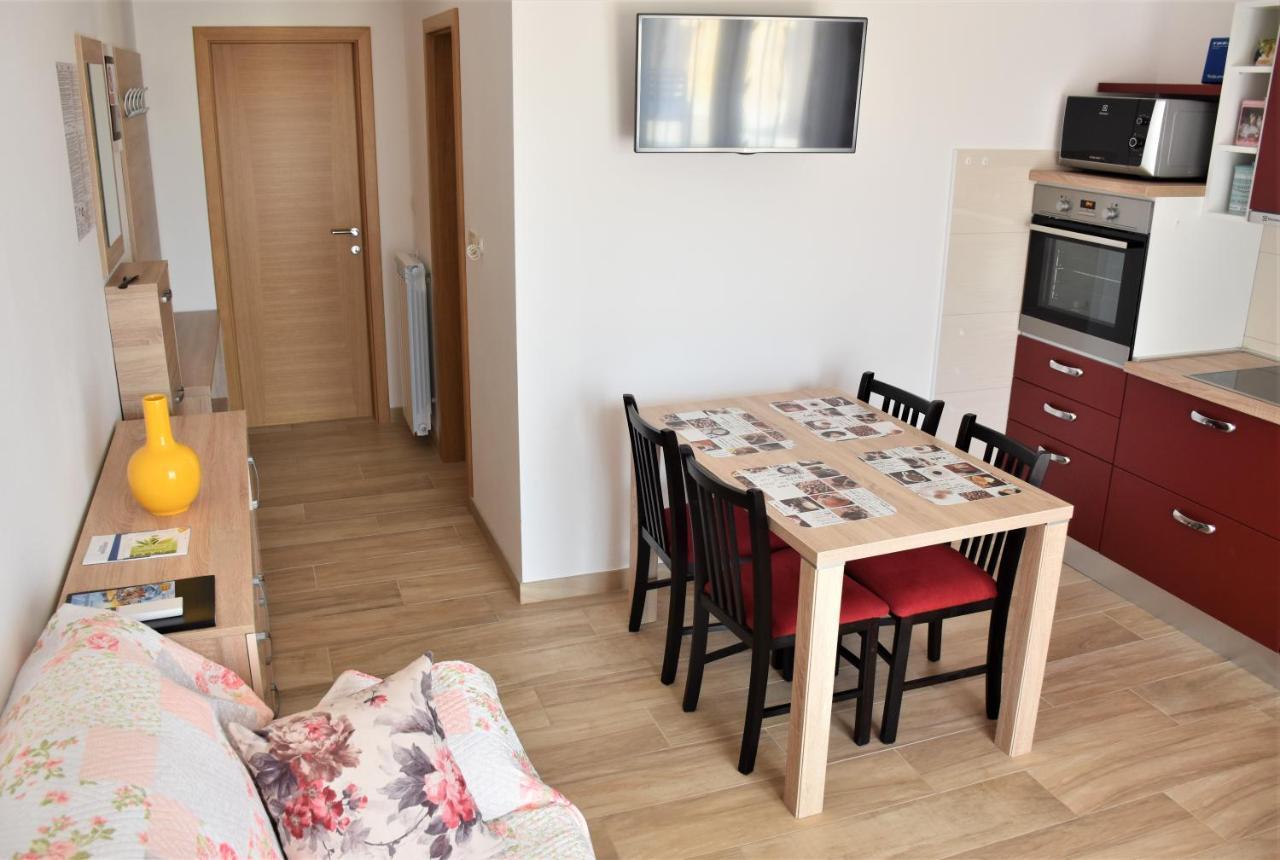 Apartmani Diana Novigrad Istria Dış mekan fotoğraf